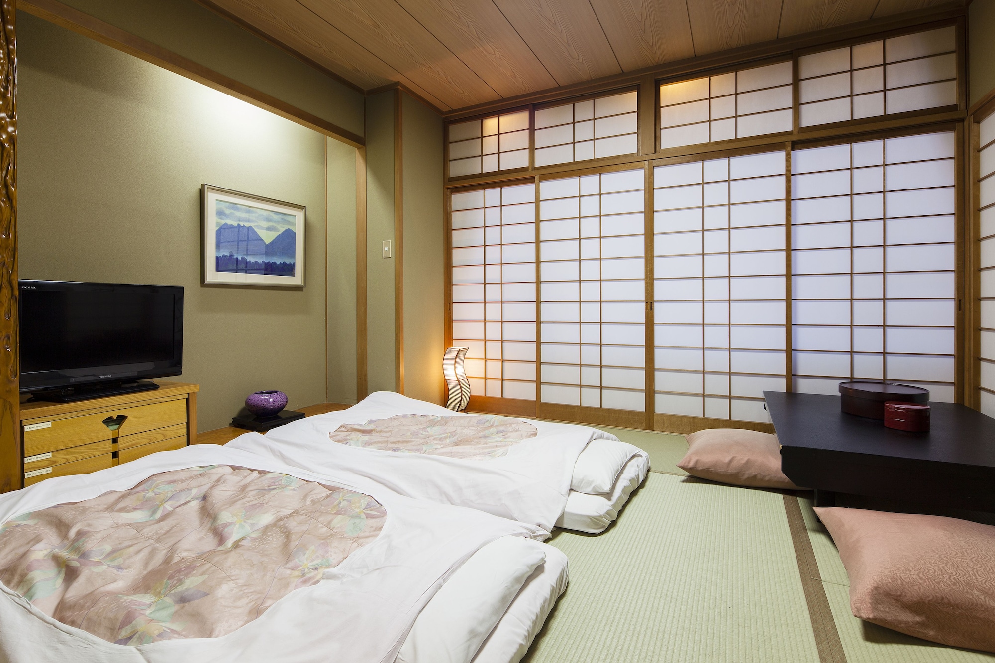 TRADITIONAL, RIVER VIEW, PRIVATE BATHROOM, TATAMI, HIGH FLOOR