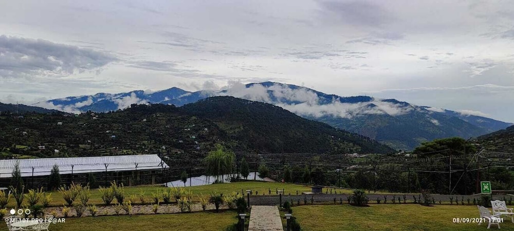 Ramada Encore by Wyndham Rajbagh Srinagar 58/64