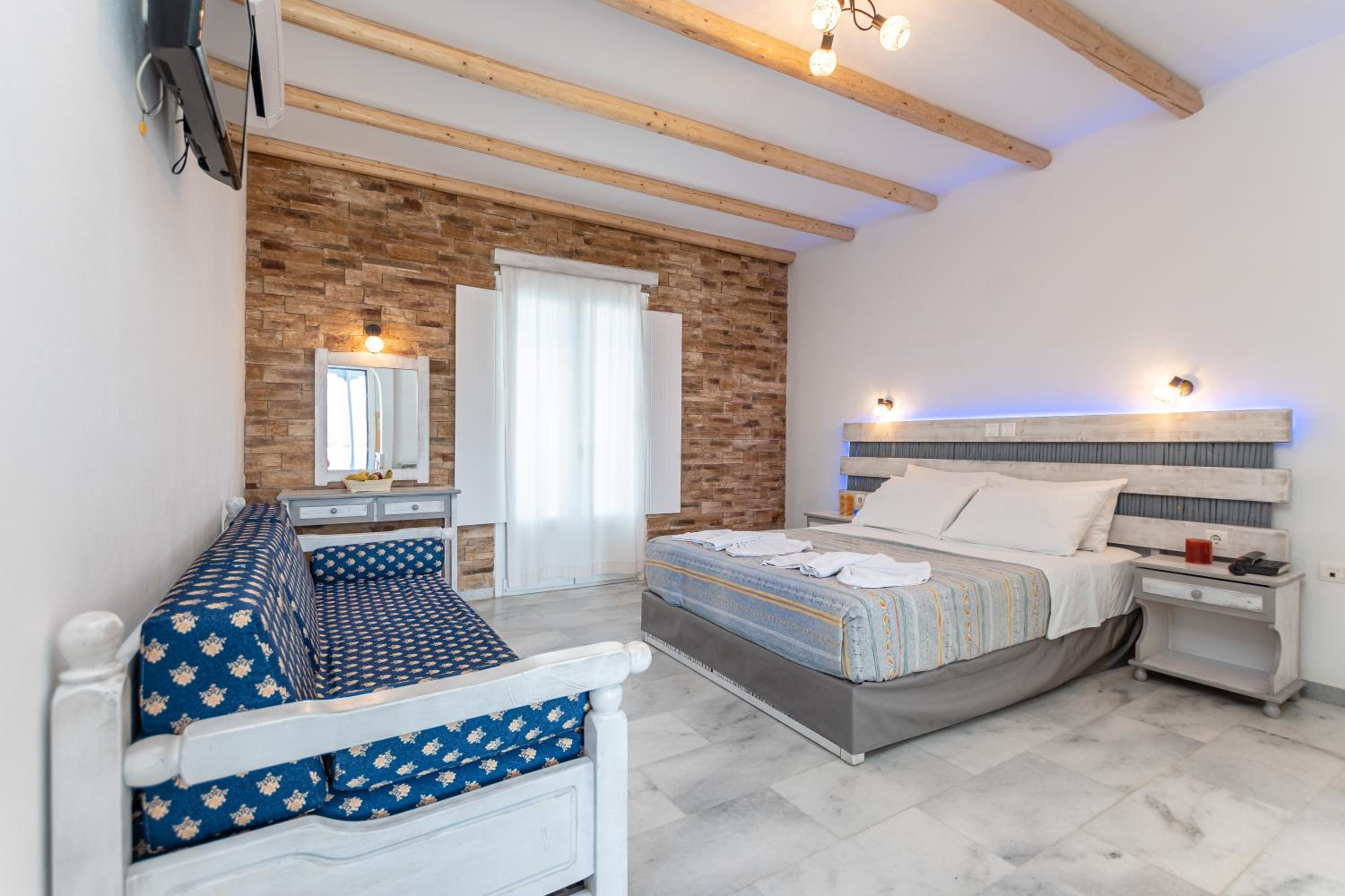 استوديو ثلاثي، Agios Prokopios Hotel 3/10