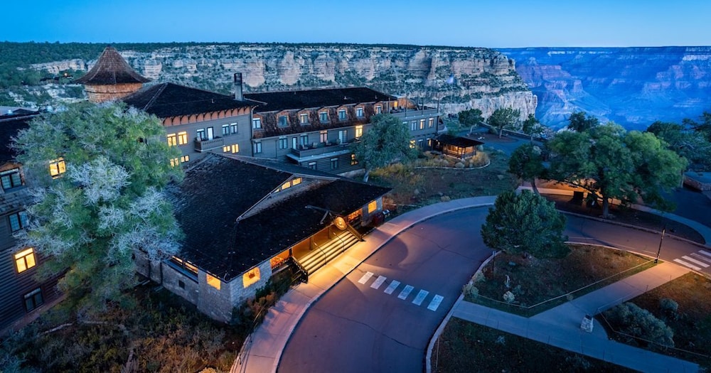El Tovar Hotel