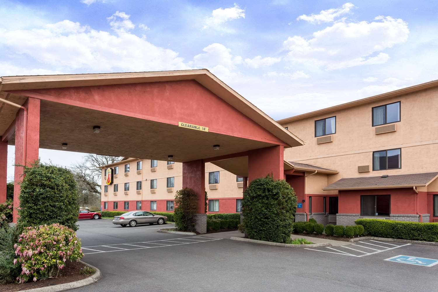 Super 8 by Wyndham Corvallis 2/22