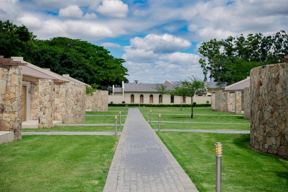 Africanos Country Estate 37/46