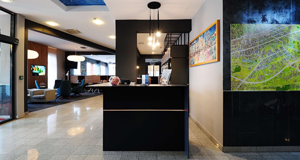 lobby