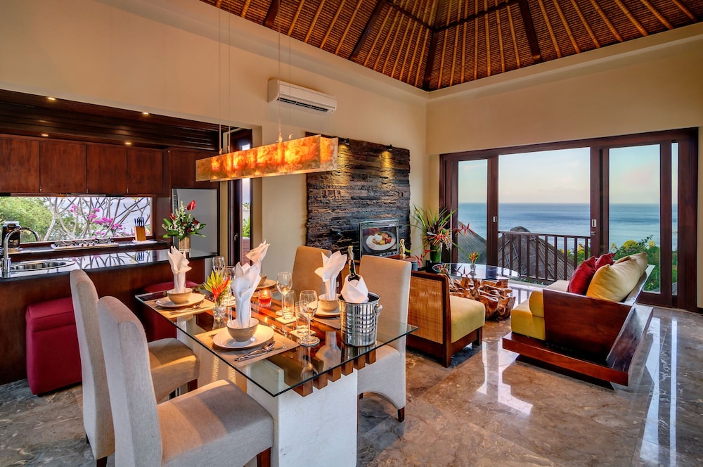 The Griya Villas And Spa 55/68