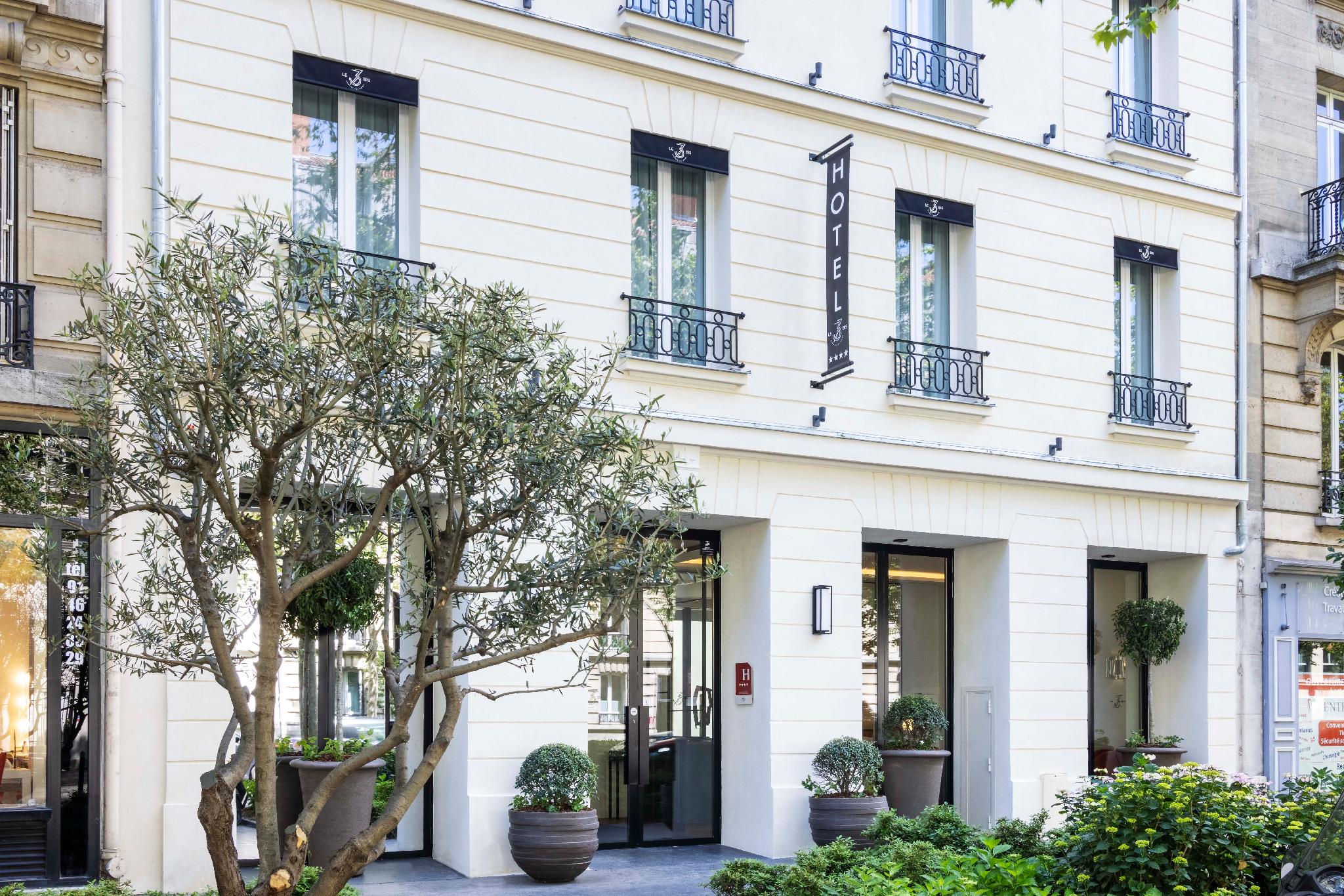 Le 37 Bis Hotel in NEUILLY SUR SEINE