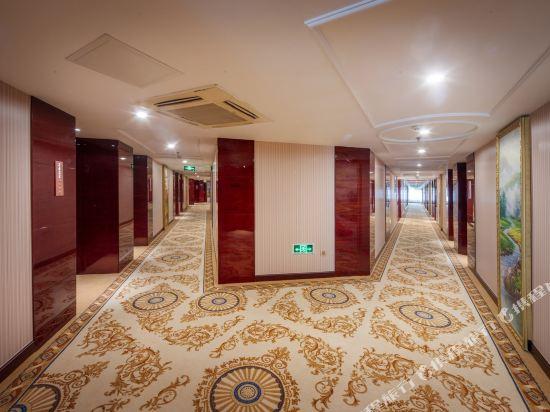 Lvzhou Meijing International Hotel 7/18
