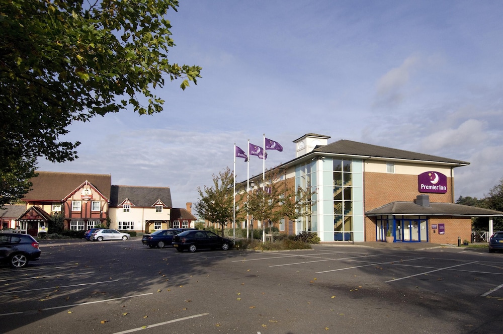 Premier Inn Reading (Caversham Bridge) 25/29