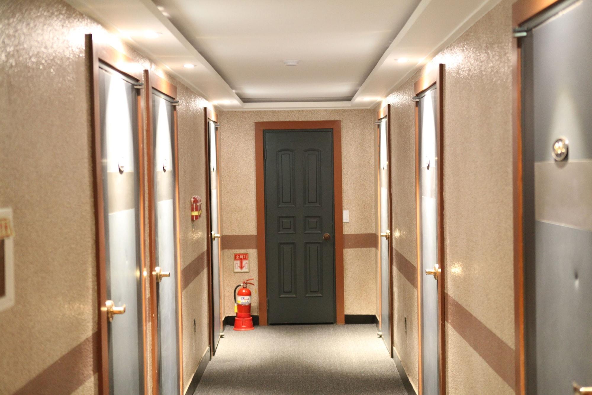 Charm Hotel 19/22