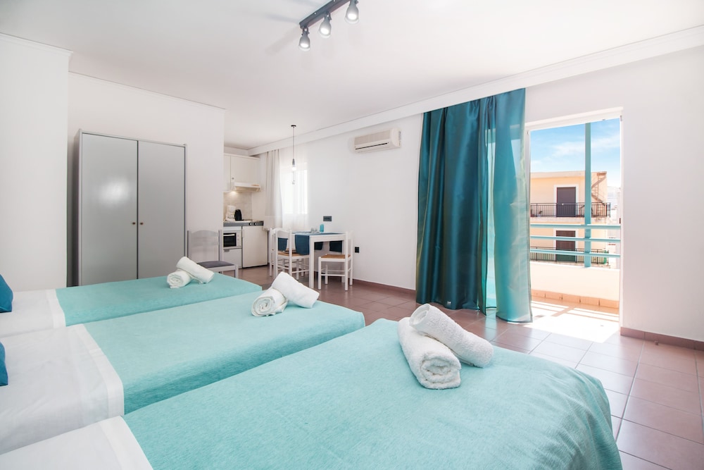 Kahlua Hotel Apartments 20/40