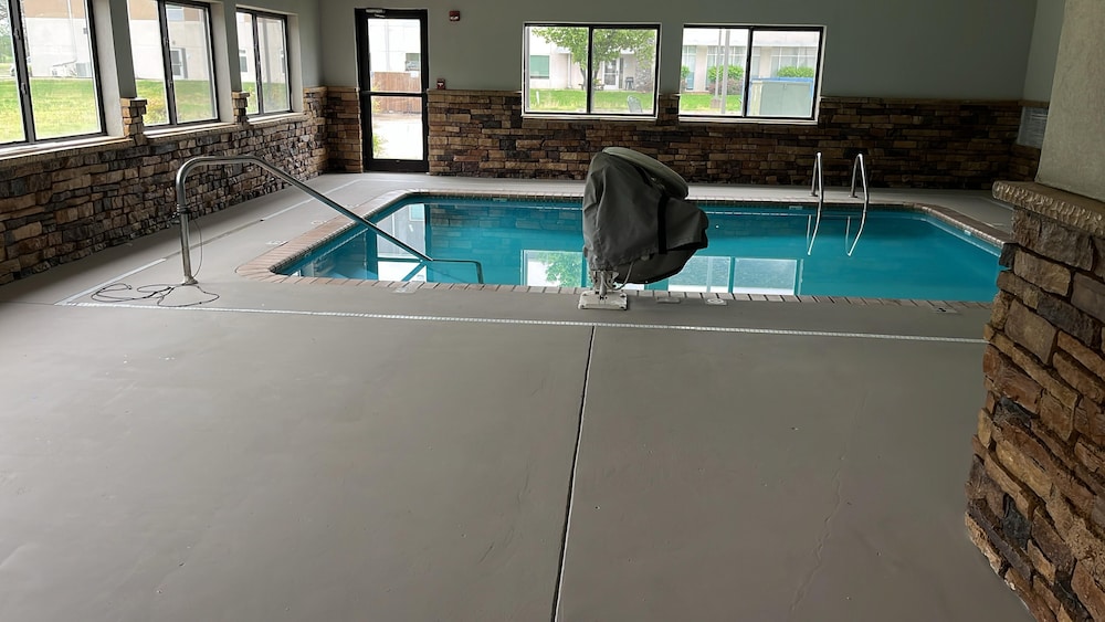 Days Inn by Wyndham Coffeyville 30/63