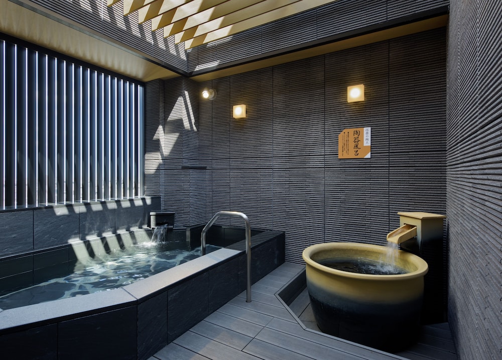 Apa Hotel Shinjuku Kabukicho Tower 39/49