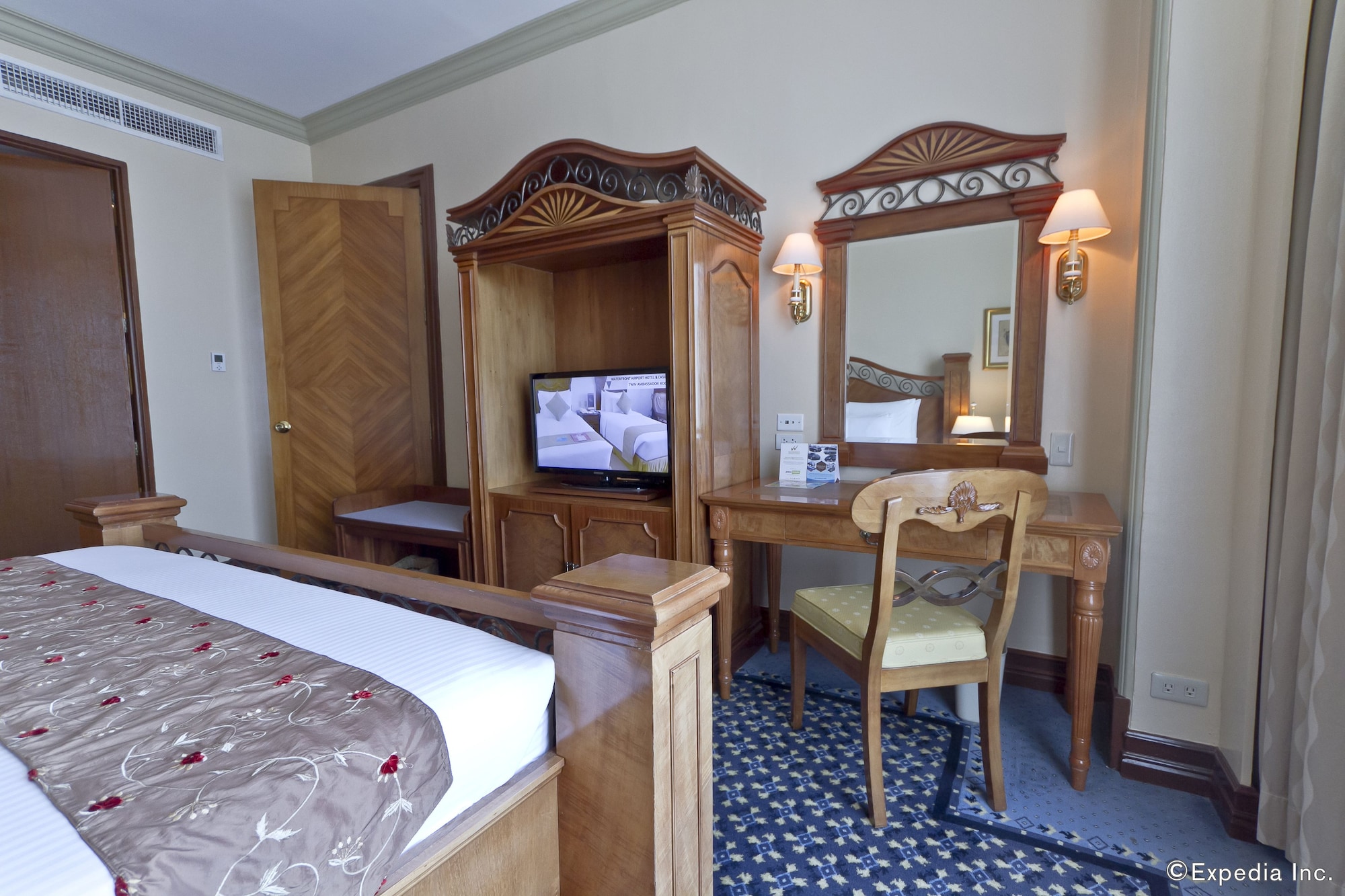 Ambassador Suite