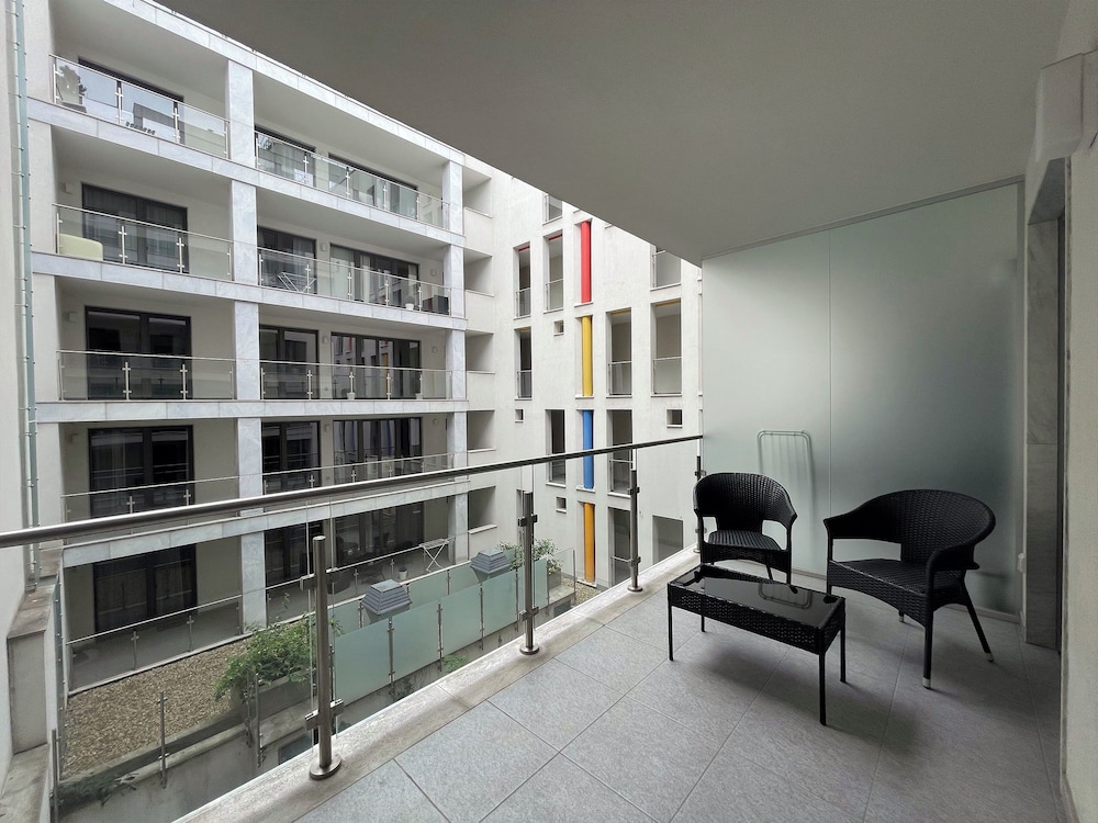 Smart Hotel Budapest 5/81