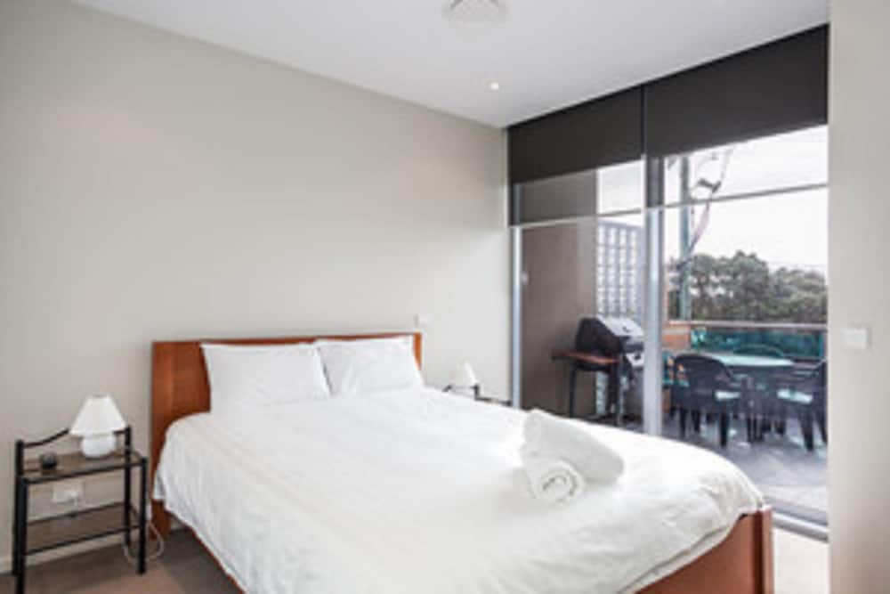7 Bell Street Apartments 15/50