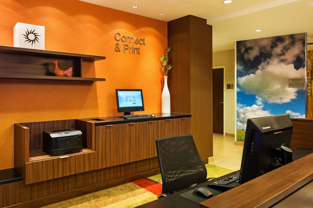 Fairfield Inn And Suites By Marriott Johnson City 8/36