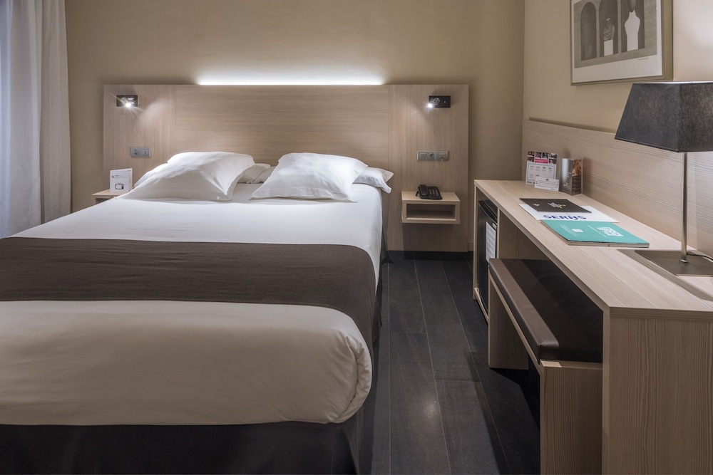 Hotel SERHS Rivoli Rambla 16/66
