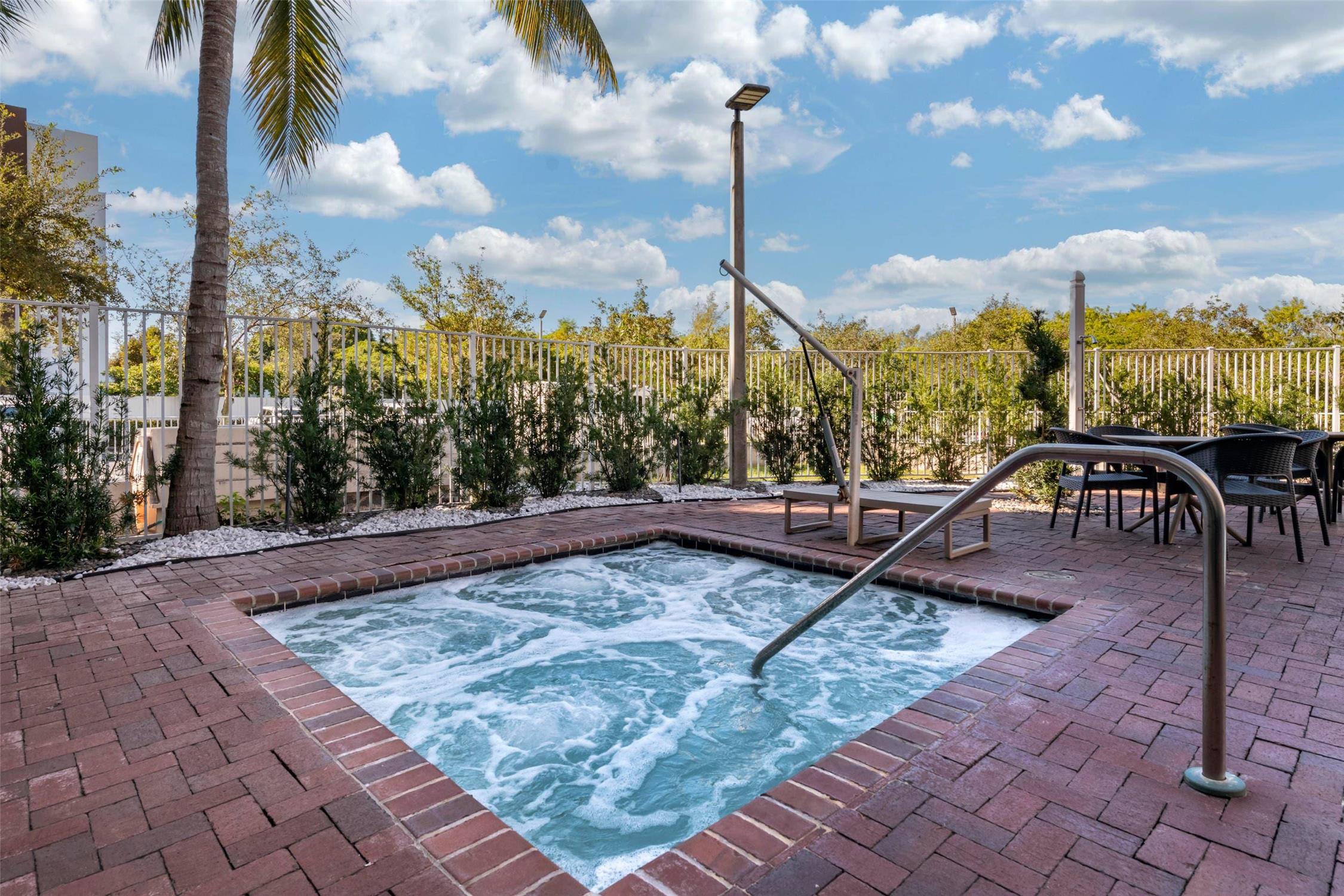 Cambria Hotel Ft Lauderdale Airport South Cruise Port 8/29
