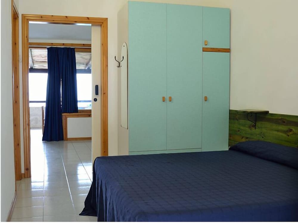 Cala Petrosa Resort. 15/55