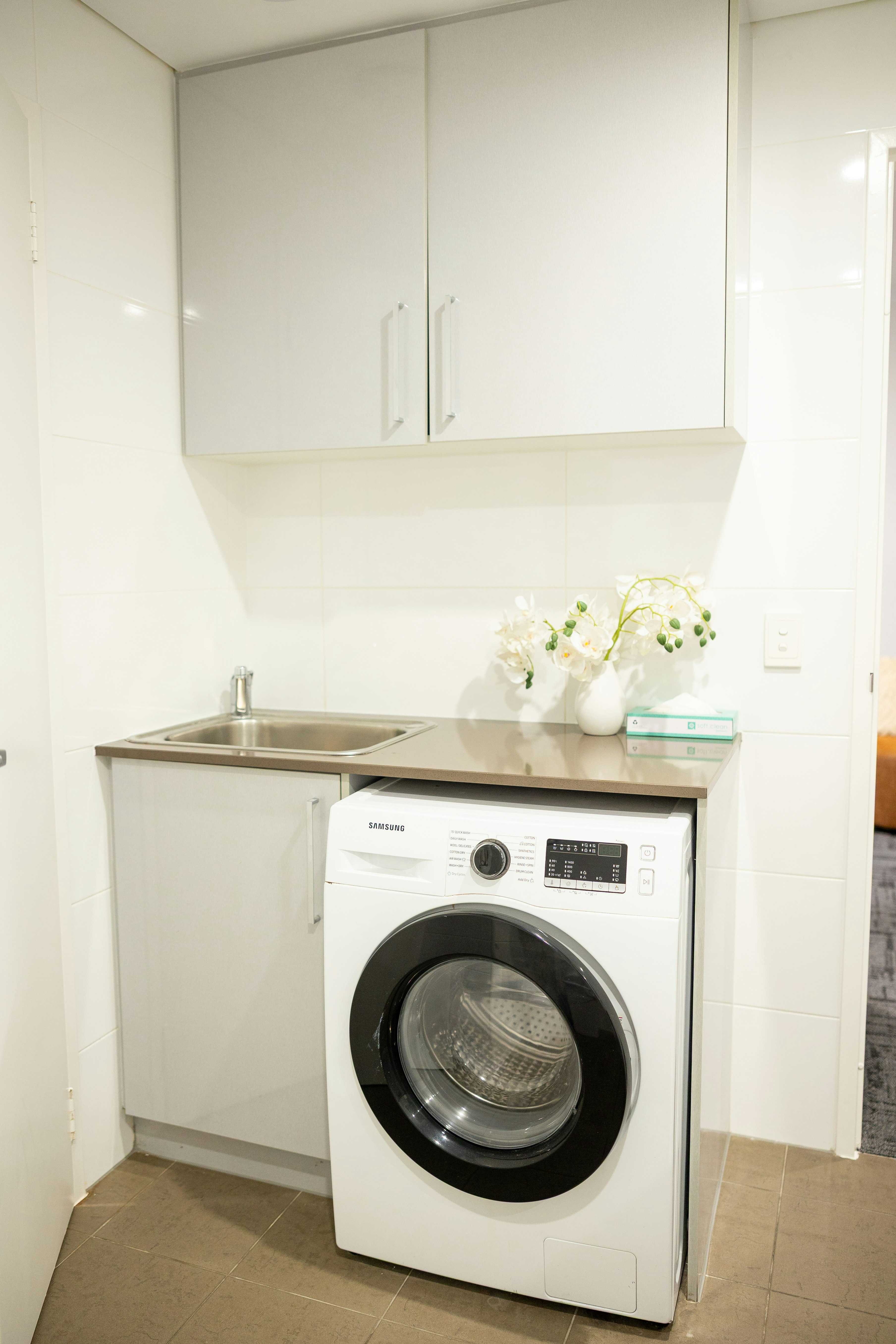 Baileys Serviced Apartments 10/76