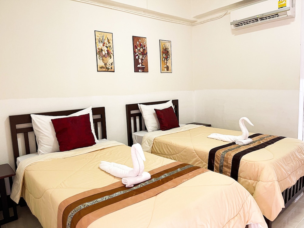 Rueangrat Hotel 28/51