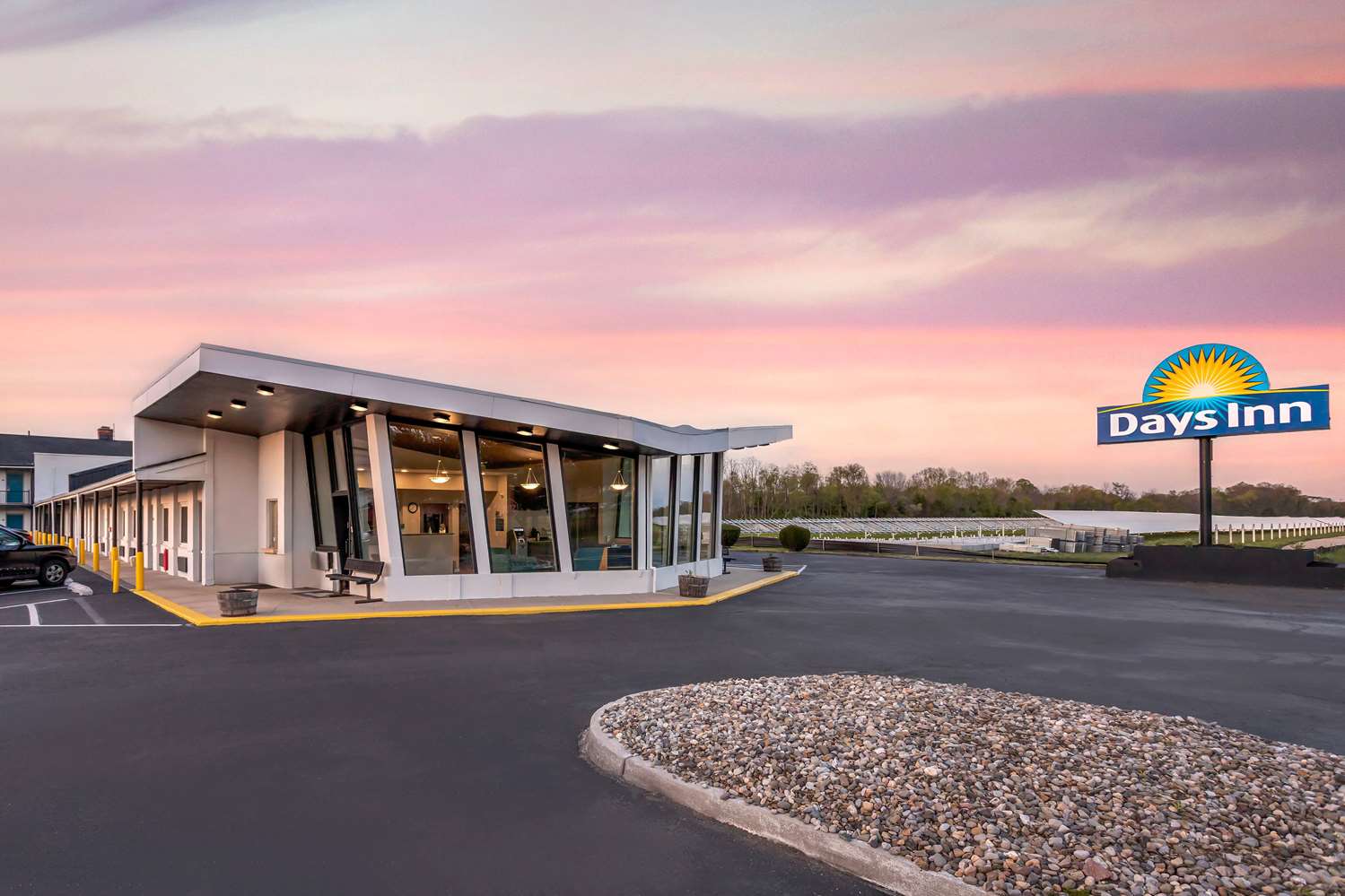 Days Inn by Wyndham Wrightstown 4/50