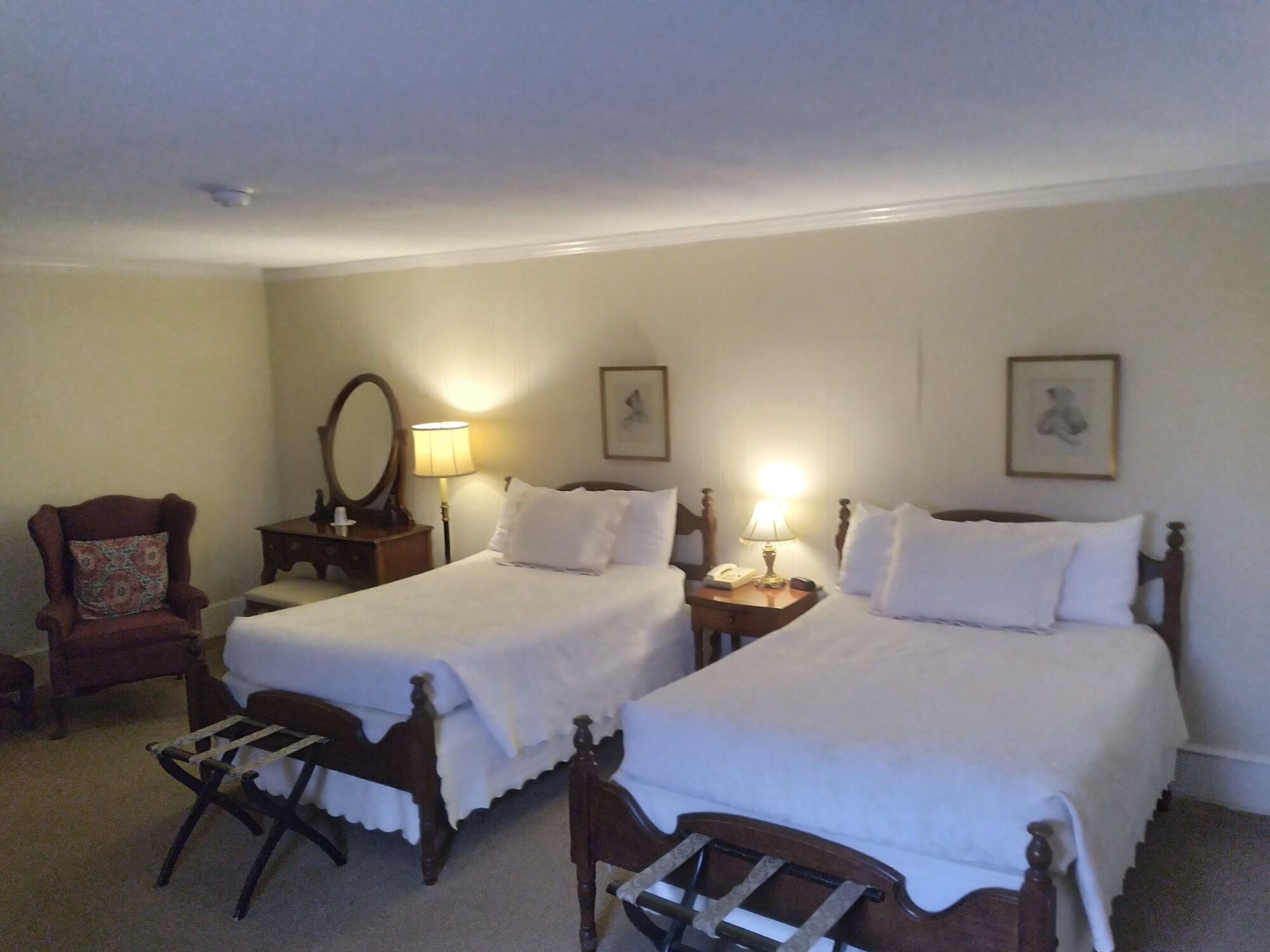 Stateroom, Washington, 2 Double Beds