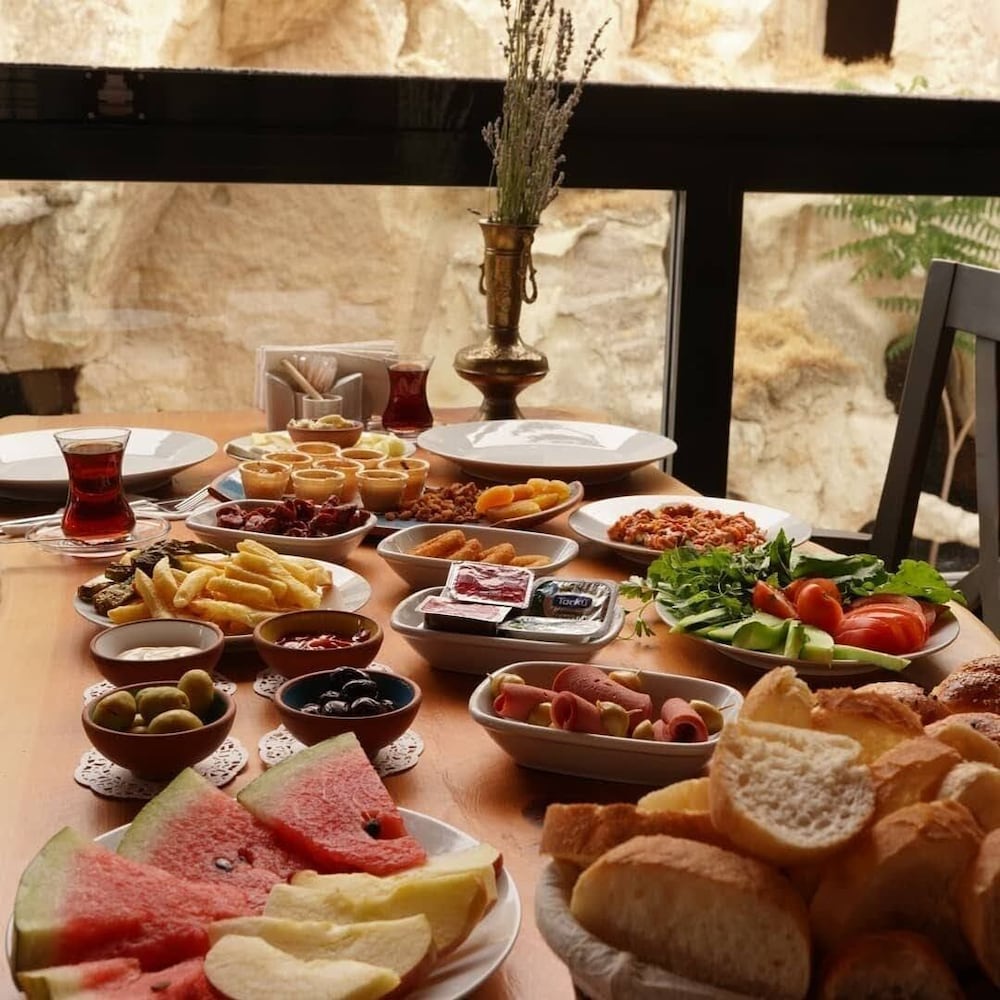 Pome Granate Cave Hotel 15/20
