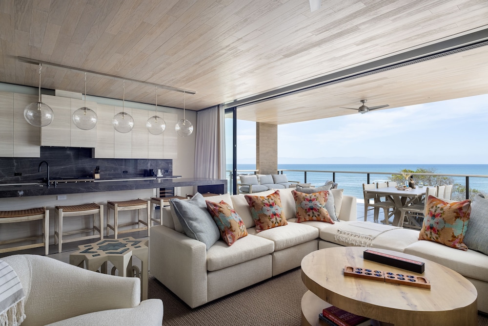 Susurros del Corazon, Auberge Resorts Collection 33/49