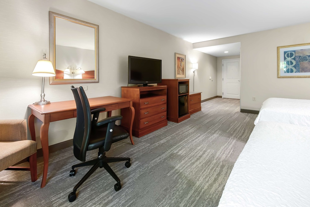 Hampton Inn & Suites North Conway 32/39