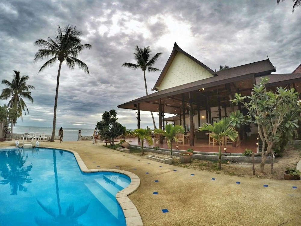 Phangan Cabana Resort 46/50