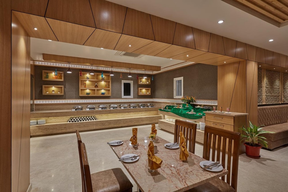 Shivas Galaxy Hotel 34/41