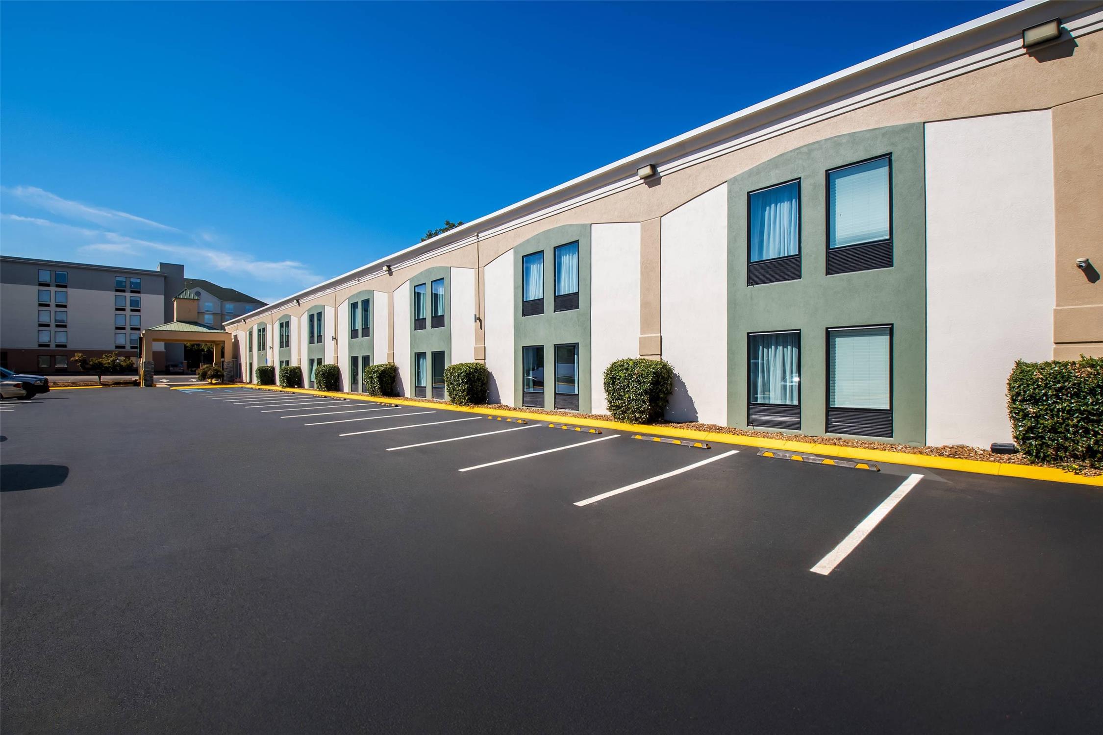 Quality Inn Chattanooga Hamilton Place 36/36