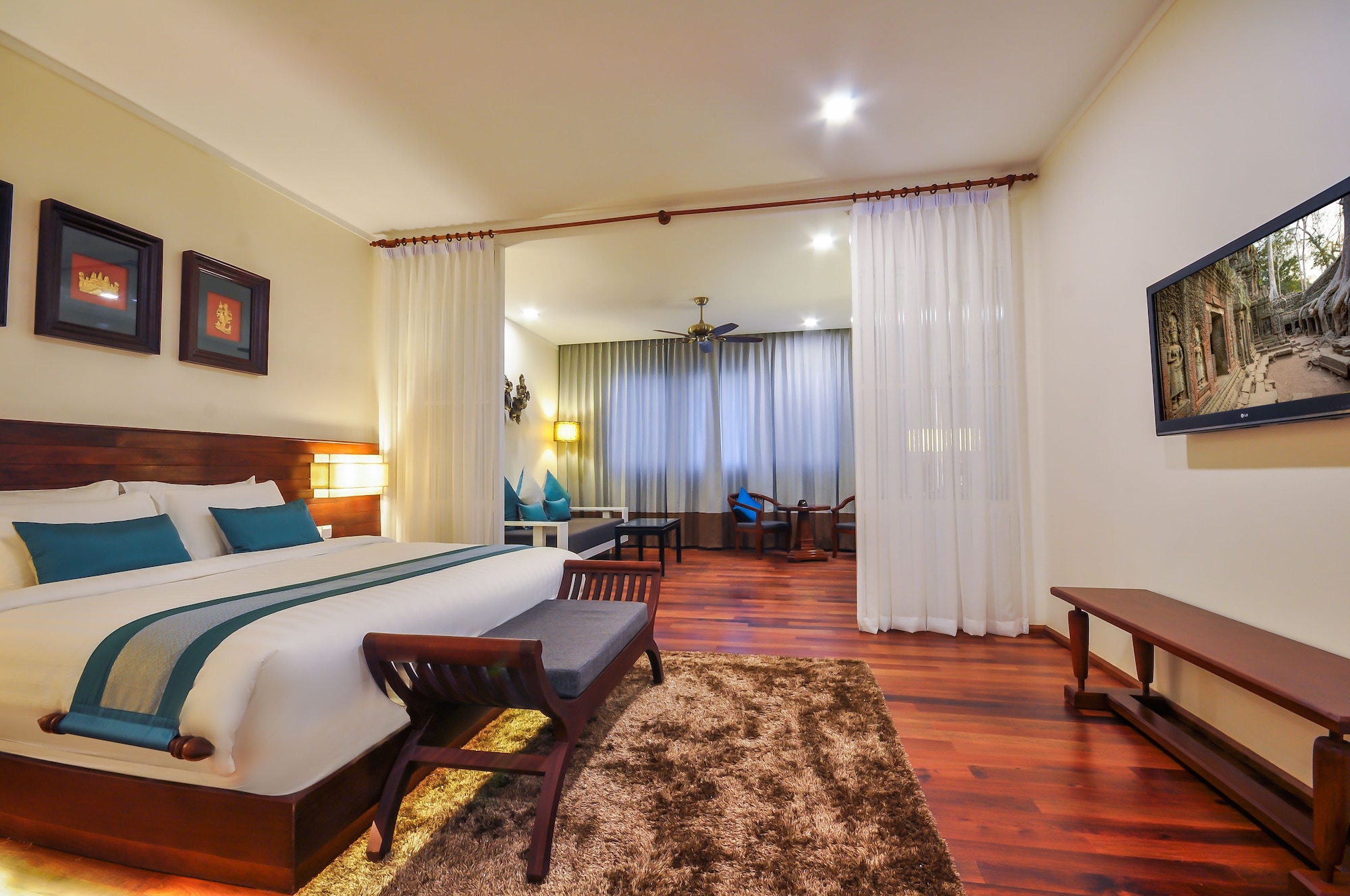 Elegant, Suite, King Bed