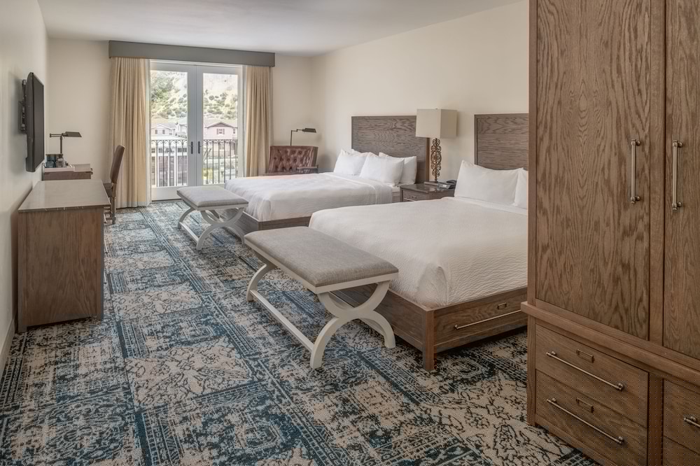 Four Points By Sheraton Santa Cruz Scotts Valley 8/32
