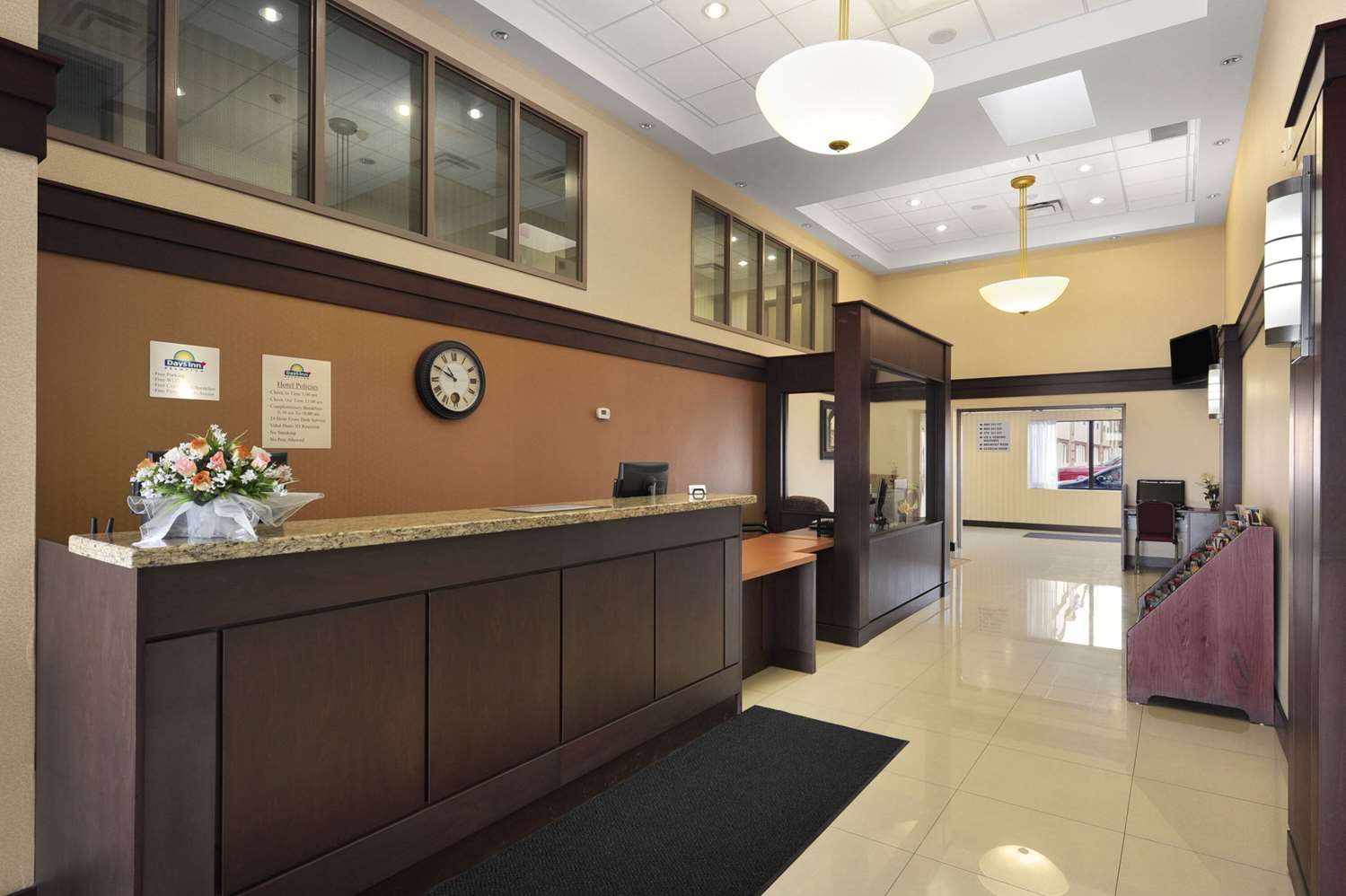 Days Inn By Wyndham Brampton 3/18