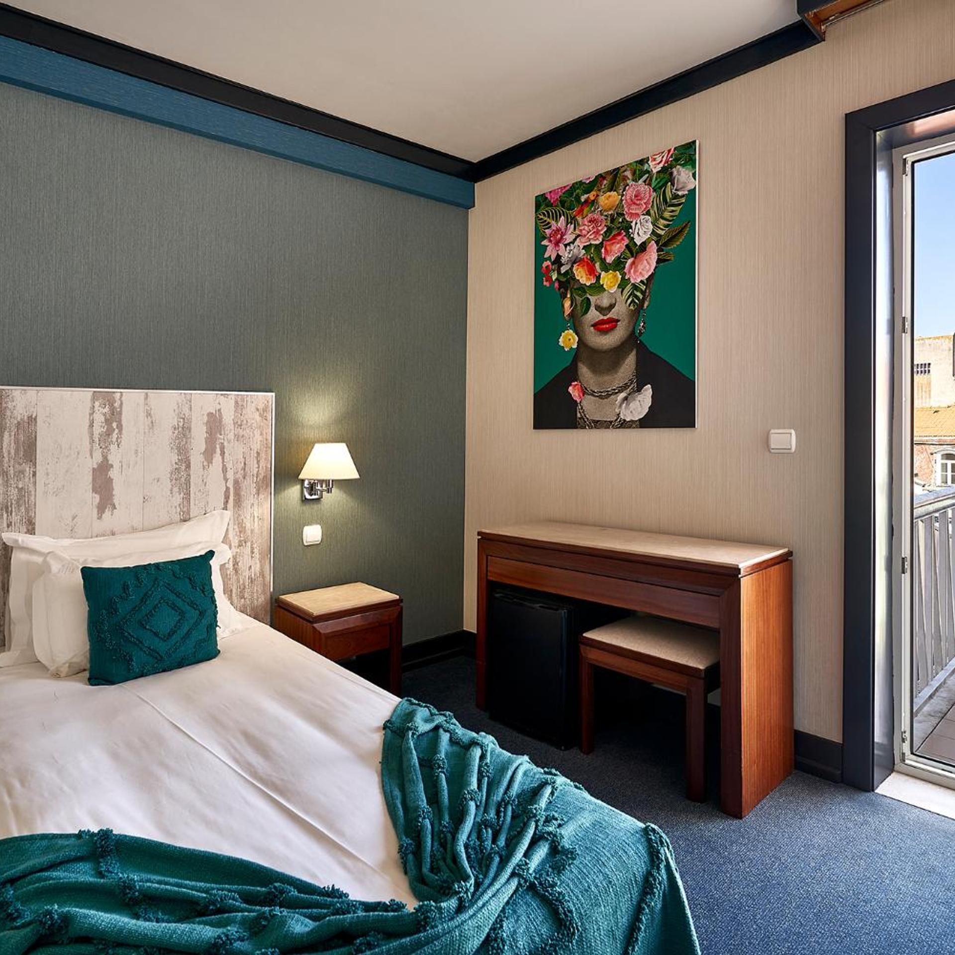 Jose Estevao Hotel 16/55