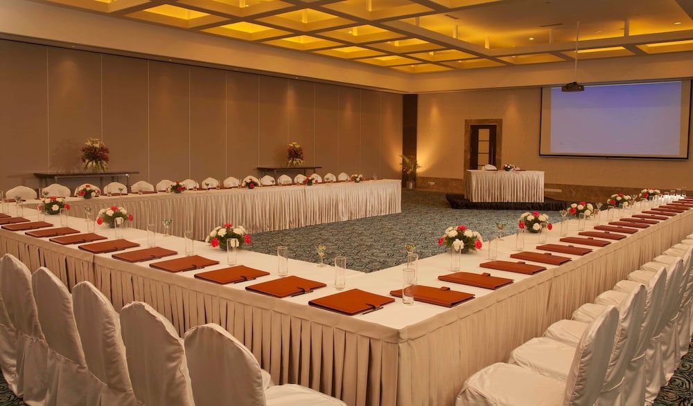 Radisson Blu Hotel Ranchi 61/68