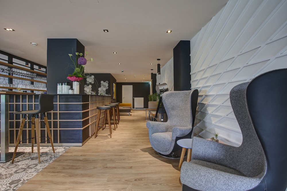 Vienna House Easy by Wyndham Dortmund 35/57