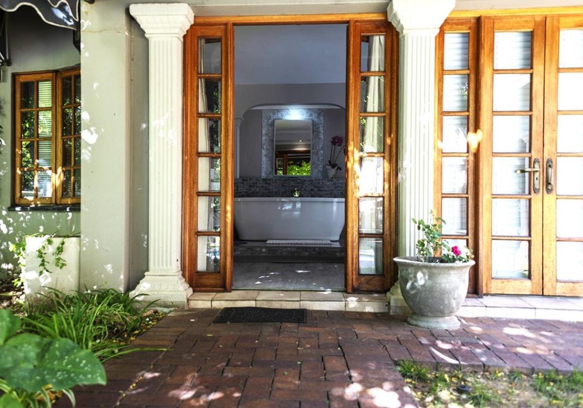 Sewende Hemel Guest House 1/15