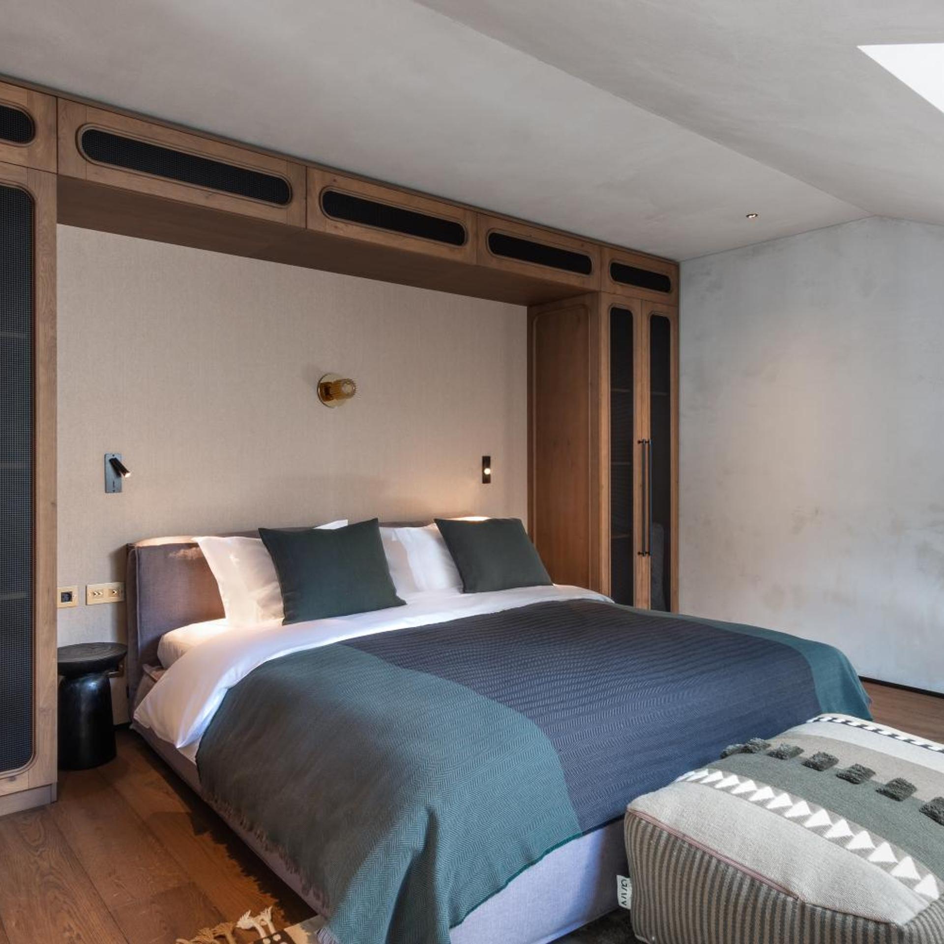 Loft, Suite