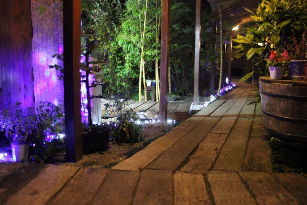 Yufuin Onsen Yufuin Sanso Waremoko 50/50