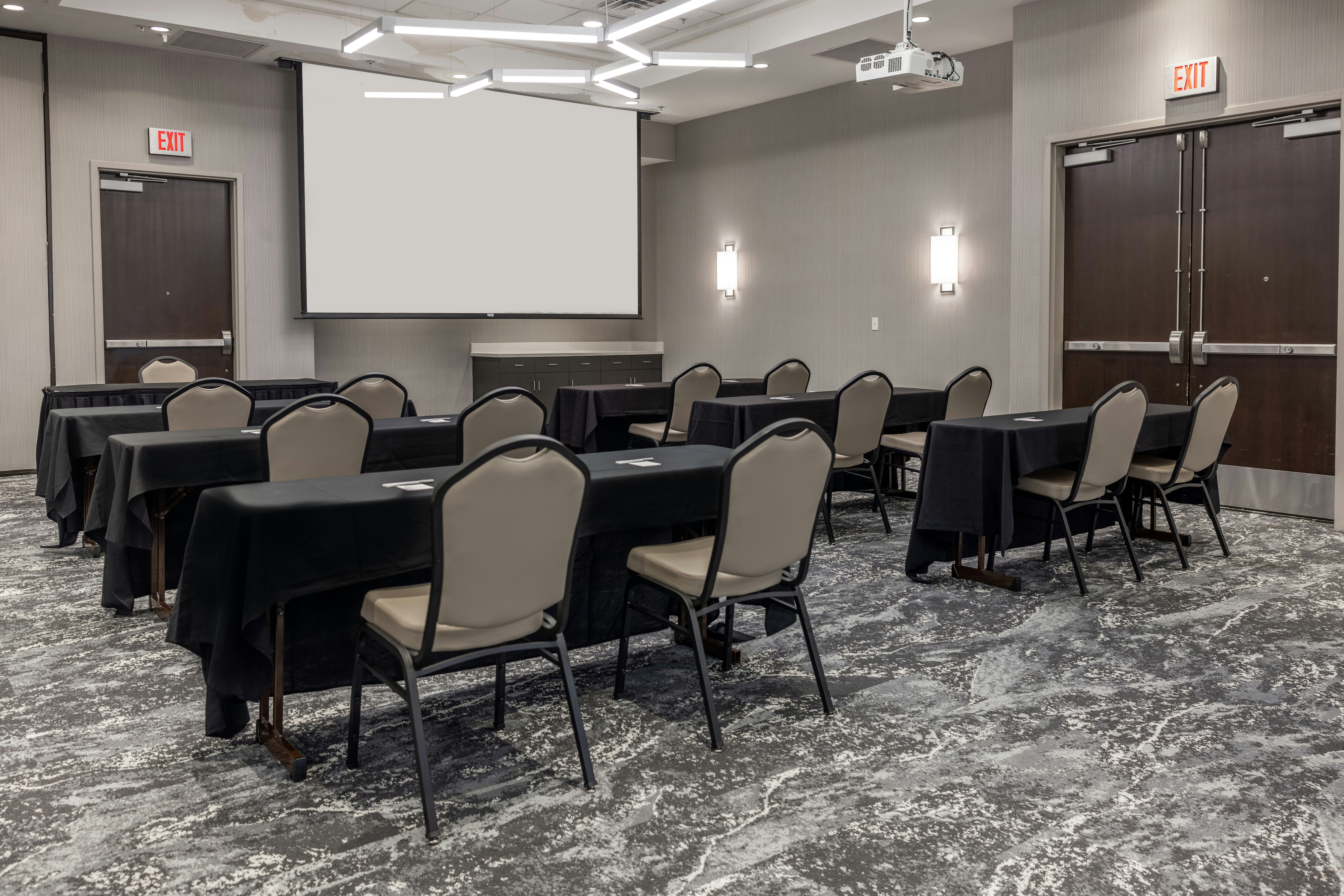 Hilton Garden Inn Sioux Falls South 43/61