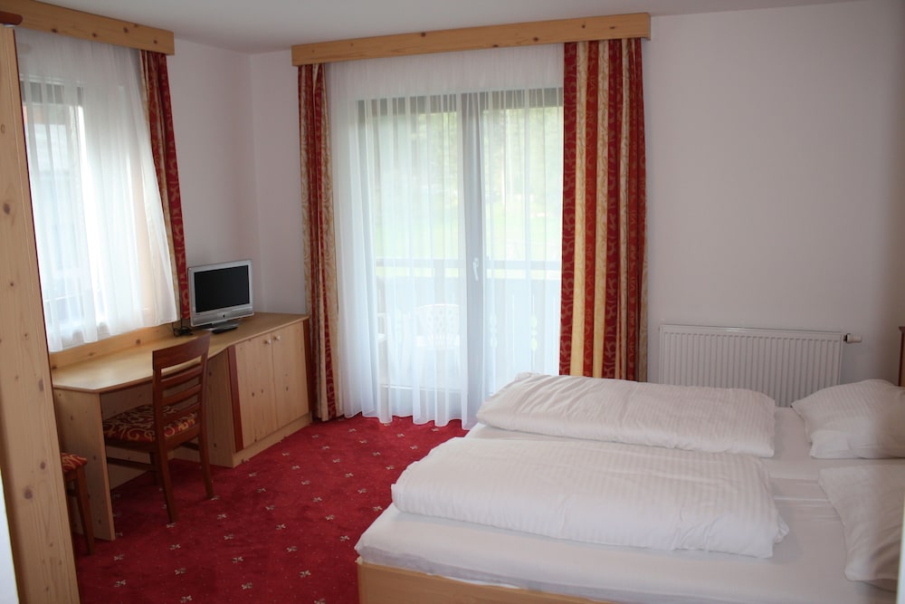 Hotel-Pension Hubertus 6/31