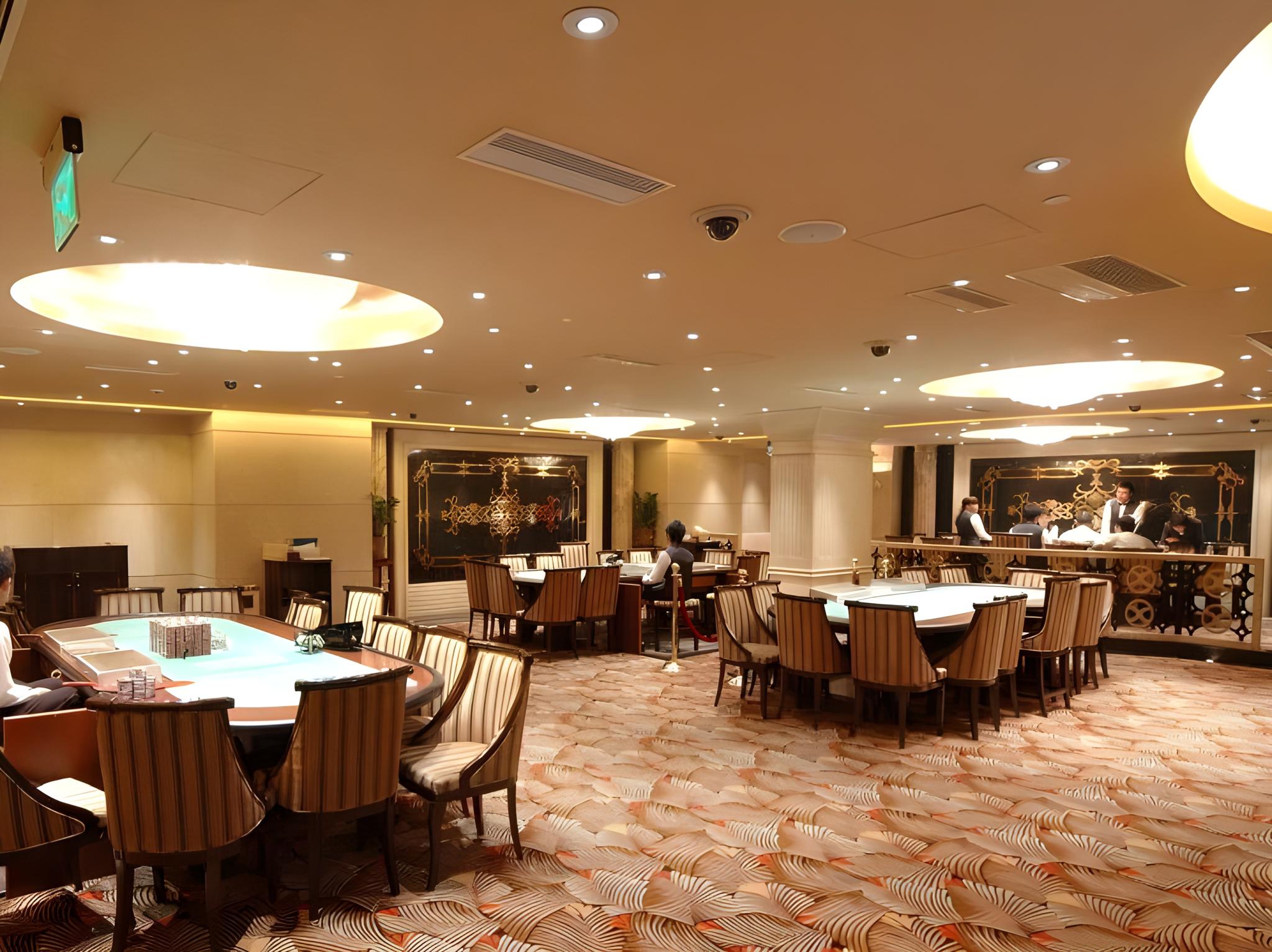 Fortuna Hotel 37/49