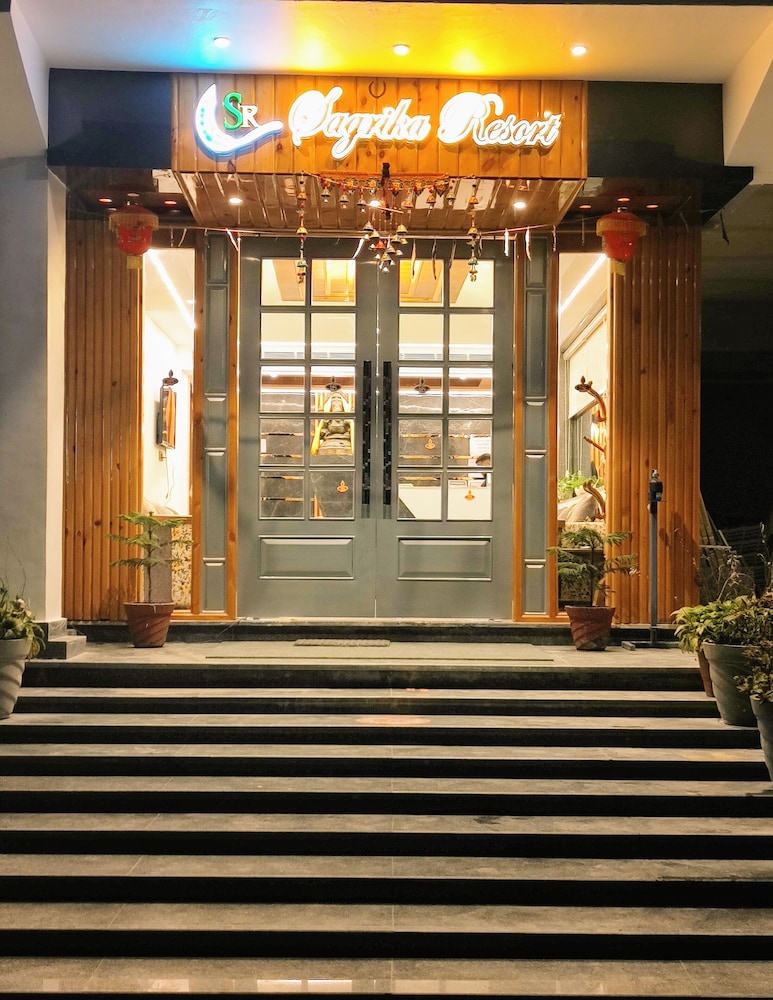 SAGRIKA RESORT 7/50