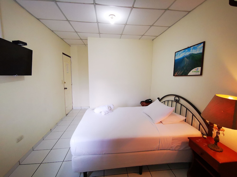 Armonía Hostal 24/55