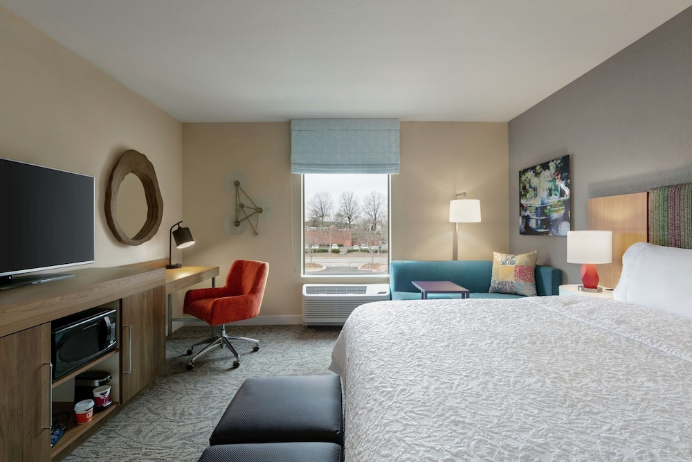 Hampton Inn Suites Johns Creek 16/47