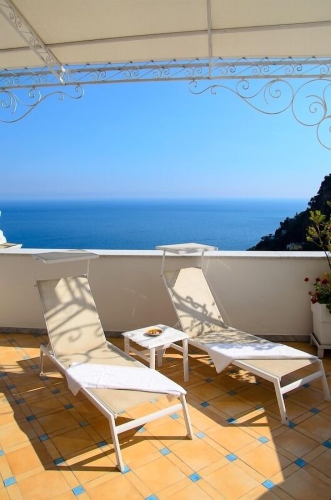 Palazzo Marzoli Resort 50/54