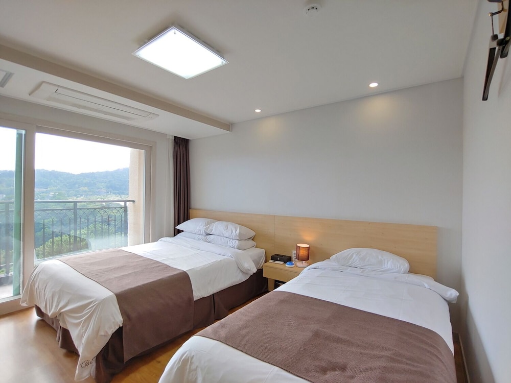 Hotel Lavender Jeju 13/22