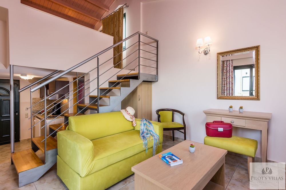 Pilots Villas Luxury Suites 16/48